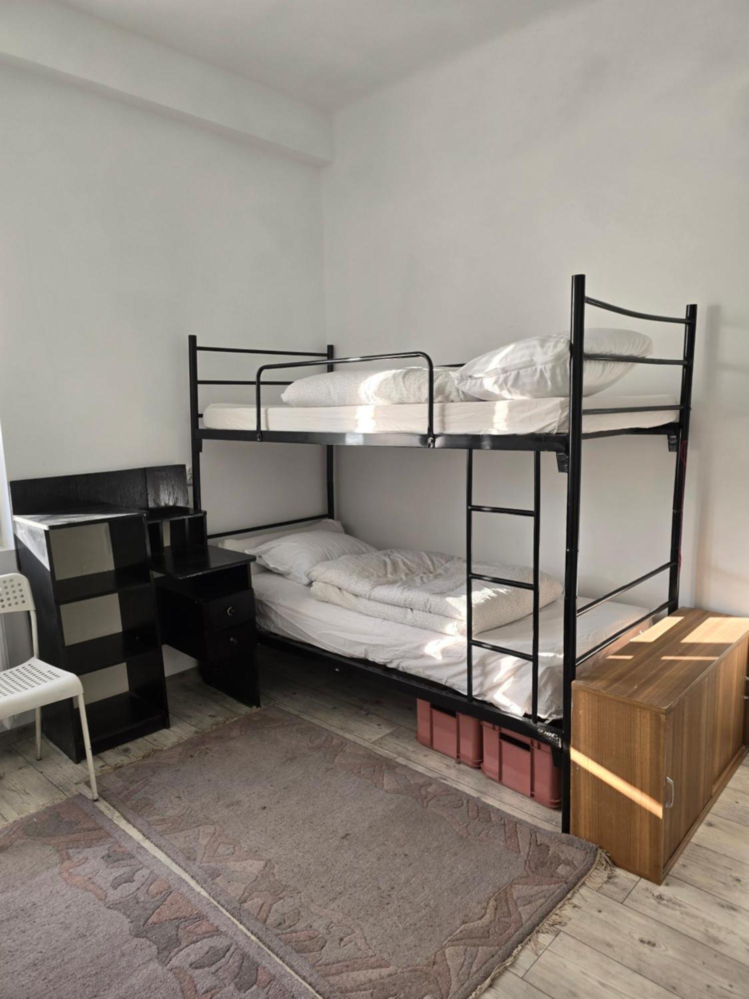 Hostel W Zielonce เจียลองกา ภายนอก รูปภาพ